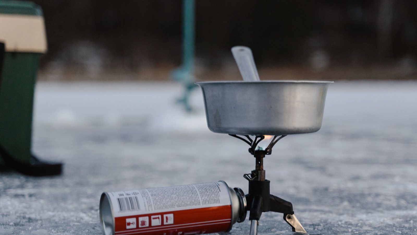 How to Keep Food Cold While Camping (Without an Expensive Cooler)
